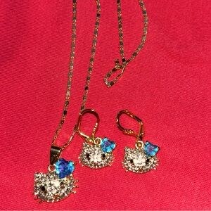 Hello Kitty Lovers GOLD PLATED HELLO KITTY JEWELRY SET Earrings && Necklace